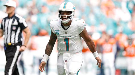 Tua Tagovailoa stats: Comparing Dolphins QB's hot start in 2023 to ...