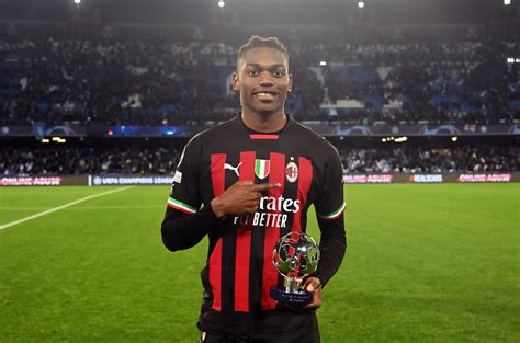 AC Milan Tie Down Rafael Leão On Long-Term Deal – Sports Flash