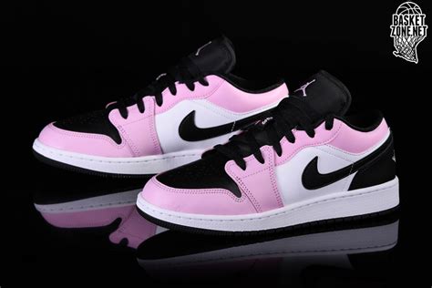 NIKE AIR JORDAN 1 RETRO LOW GS ARCTIC PINK für €109,00 | Basketzone.net