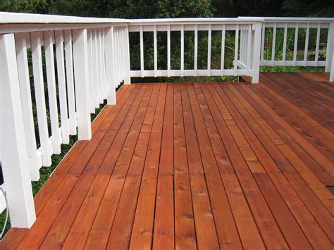 4 Important Steps to Stain a Deck That Is Made With New Boards - Ramsden Painting