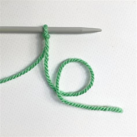 tutorial - the cable cast-on - La Visch Designs