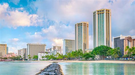 Honolulu, Hawaii Resort on Waikiki Beach | Hyatt Regency Waikiki