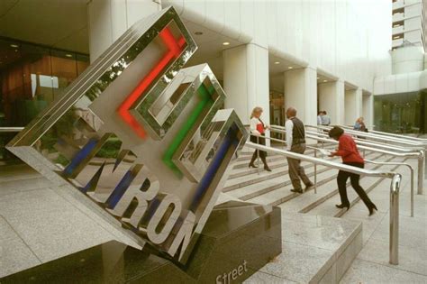 Looking back at the rise and fall of Enron - Houston Chronicle