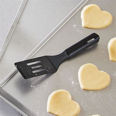 Mini Nylon Serving Spatula - Shop | Pampered Chef US Site