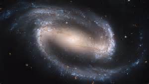 File:Hubble2005-01-barred-spiral-galaxy-NGC1300.jpg - Wikipedia