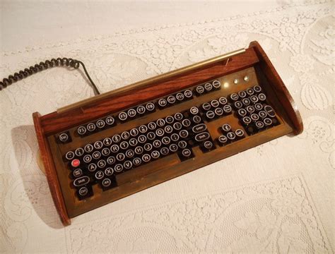 Steampunk typewriter keyboard - mumuion