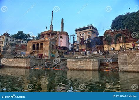 Harishchandra Ghats in Varanasi Editorial Photography - Image of hindu, built: 33131267