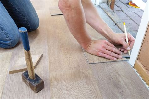 How and Which Direction to Install Vinyl Plank Flooring