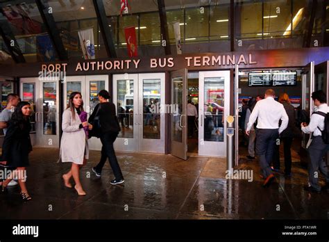 New york port authority bus terminal hi-res stock photography and images - Alamy