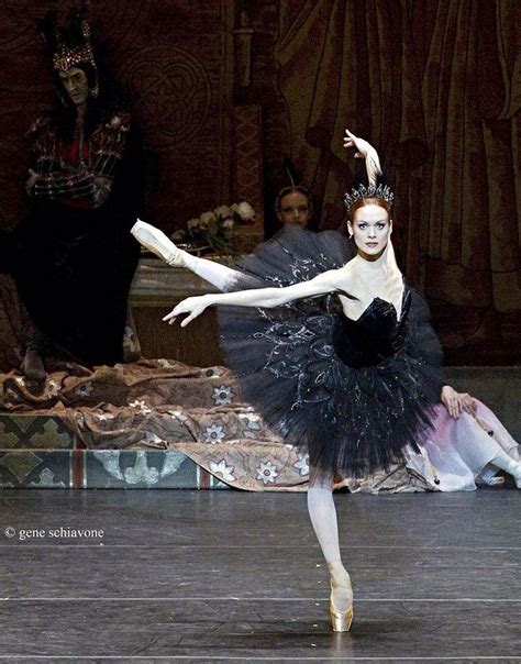 Black swan | Ballet photography, Dance photography, Swan lake