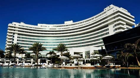 Fontainebleau Miami Beach, Florida 5 Star Luxury Resort Hotel