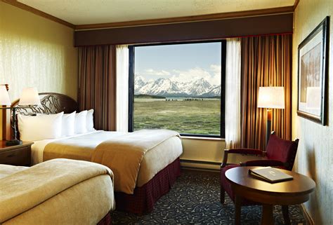 Hotels, inns and lodges at Grand Teton and Jackson Hole - Sunset Magazine