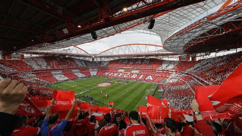 Federação Portuguesa de Futebol derrotada nos tribunais sobre a interdição do Estádio da Luz ...