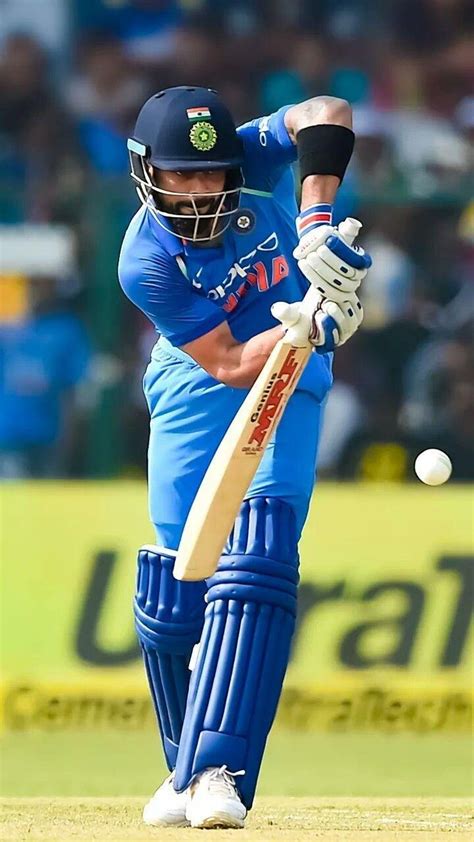 Virat Kohli Batting Wallpapers - Top Free Virat Kohli Batting Backgrounds - WallpaperAccess