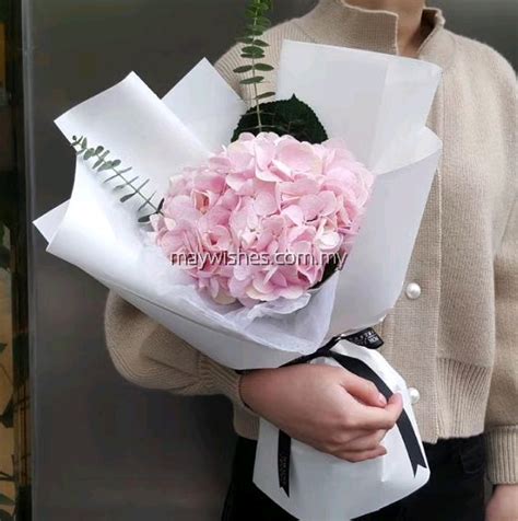 Hydrangea Bouquet 02