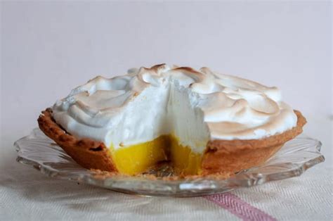 Best Ever Vegan Lemon Meringue Pie - School Night Vegan