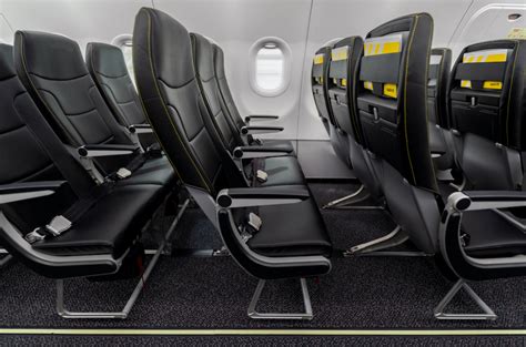 [PHOTOS] Spirit Unveils First Aircraft Equipped With New Cabin Interior - APEX