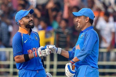 MS Dhoni and Virat Kohli Wallpapers - Top Free MS Dhoni and Virat Kohli Backgrounds ...