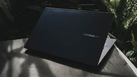 ASUS VivoBook S14 Unboxing and First Impressions - GadgetMatch