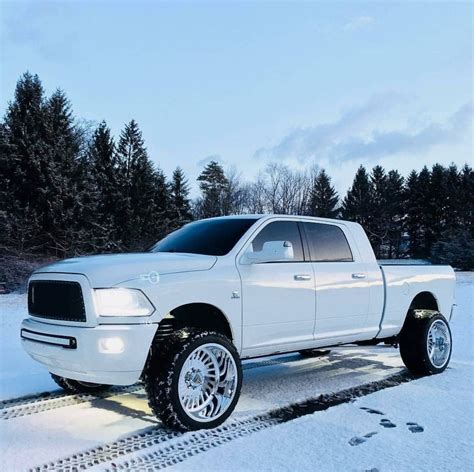 3rd Gen Dodge Ram 1500 Lifted