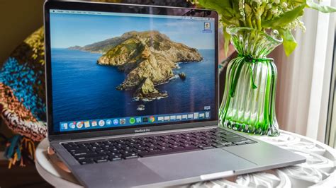 Apple MacBook Pro 13-inch (2020) review: If it ain’t broke, give it a new keyboard | Mashable