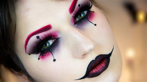 25 Harley Quinn Halloween Makeup Ideas - Flawssy