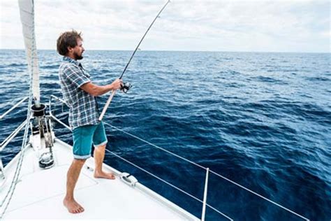 Saltwater fishing tips - Fish Lovers Guide