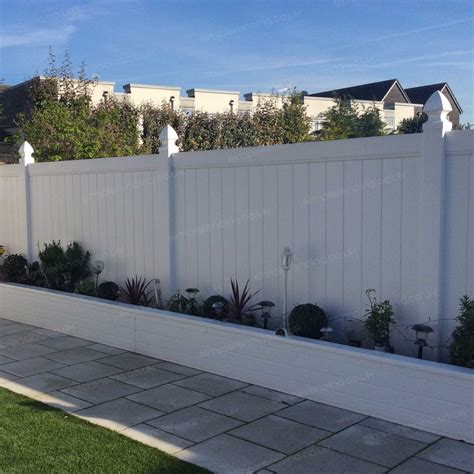 Cascade 8 ft. W x 6 ft. H White Vinyl Privacy Fence | Simple Fencing – simplefencing.co.uk