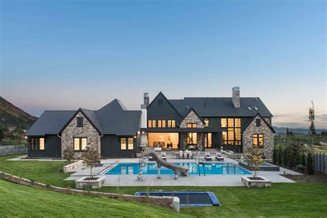 Step inside a farmhouse modern design in Utah that's jaw-dropping