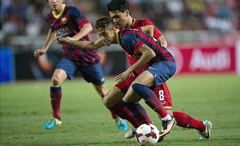 Neymar scores first goal for Barcelona in rout - Sports Illustrated