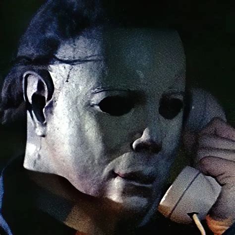 High-quality Michael Myers 1978 Mask and Costume ~ Horrifiq