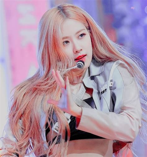 Recent Photos of BLACKPINK's Rosé Prove That It's Finally Her Time to Shine - Koreaboo