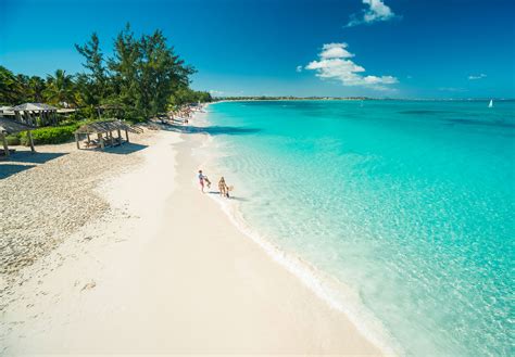 Best Caribbean Resorts for Multi-Generational Vacations | HuffPost Life