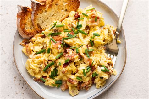 Scrambled Eggs With Bacon Recipe