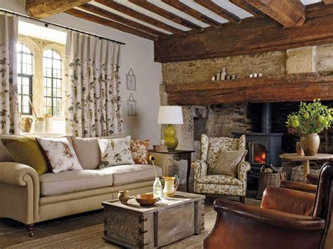 Farmhouse Sitting Room | Country cottage interiors, Country cottage living room, Farmhouse ...