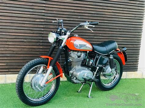 Motorbike Ducati DUCATI SCRAMBLER 350 1973 for sale - PostWarClassic