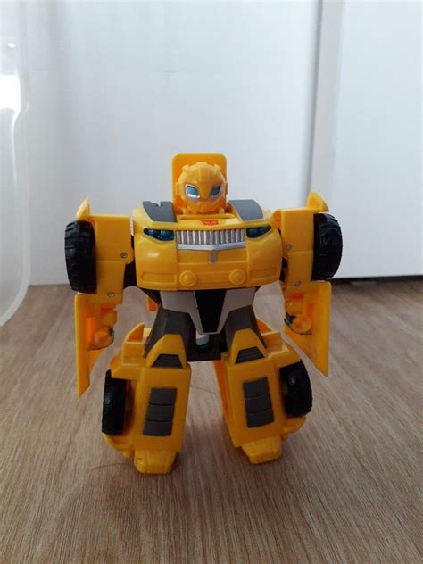 Transformers Rescue Bots Bumblebee, Hobbies & Toys, Toys & Games on Carousell