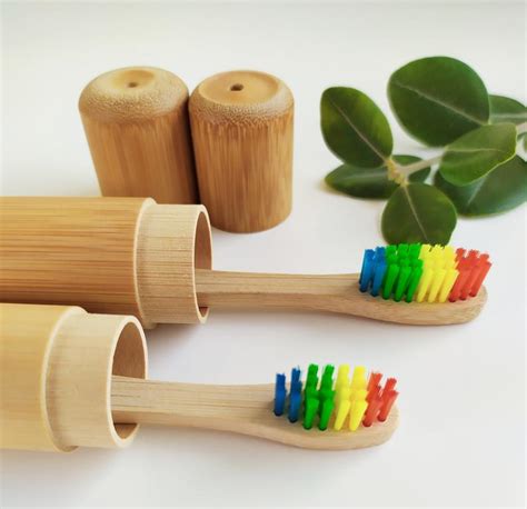 Bamboo Toothbrush Case – KiwiEcoShop