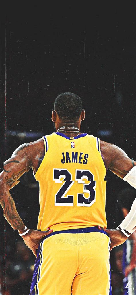 Download Basketball Icon LeBron James in Los Angeles Lakers Jersey Wallpaper | Wallpapers.com