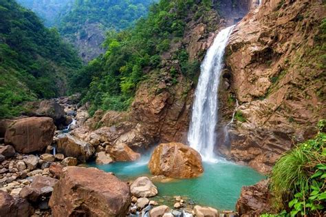 7 Wondrous Cherrapunji Waterfalls For Your Itinerary