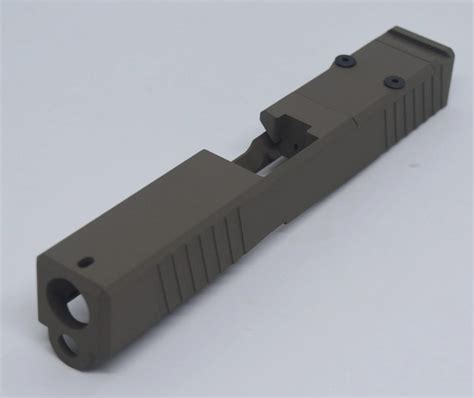 Glock 17 FDE RMR Cut Slide with Cover Plate | 3CR Tactical