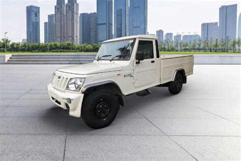 Mahindra Bolero Pikup 4x4 Price in India - Mileage, Specs & 2021 Offers