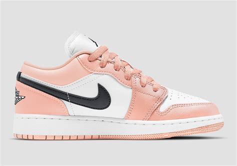 Air Jordan 1 Low Light Arctic Pink 553560-800 | SneakerNews.com