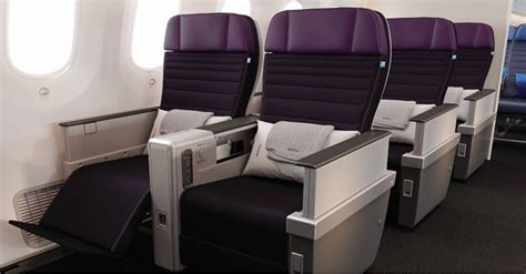 United Airlines Premium Economy Review