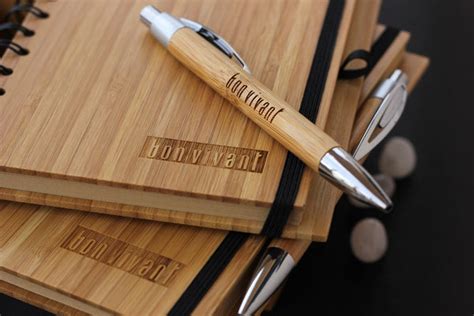 Buy Wooden Corporate Gifts Online - Personalized Executive Gifts - Promotional Gifts - woodgeekstore