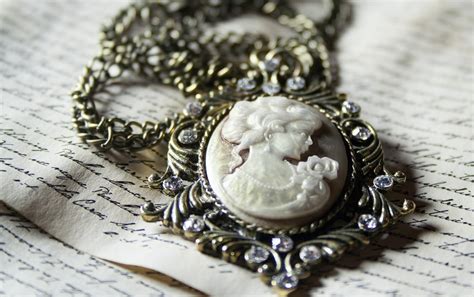 Antique Jewelry