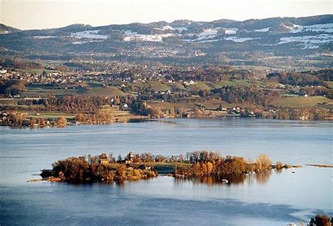 Lake Zürich | Swiss Alps, Alpine, Limmat River | Britannica