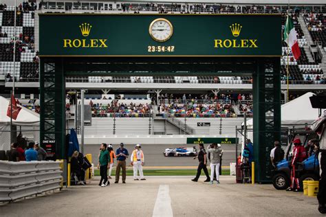 24 Stunning Photos from the Rolex 24 at Daytona - Airows