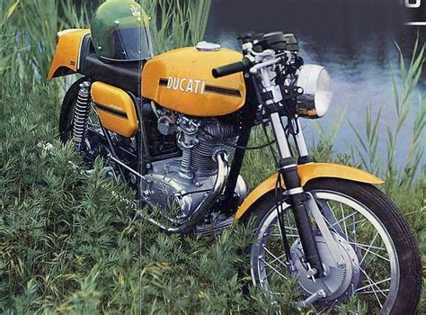 Review of Ducati 350 Mark 3 1971: pictures, live photos & description Ducati 350 Mark 3 1971 ...