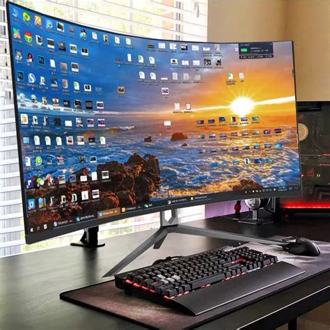 4k-32-Inch-LCD-Curved-Screen-Monitor-Gamer-Hd-White-Black-32inch-144Hz-Display-Gaming-Monitor.jpg